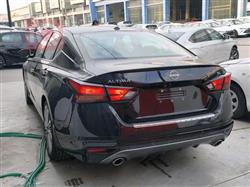 نيسان ألتيما